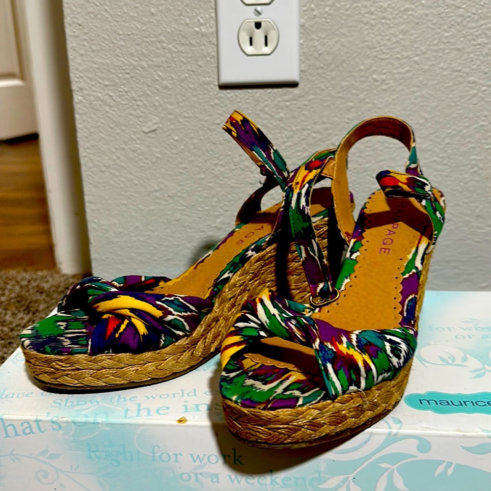 Colorful wedges